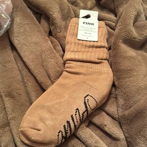 Victoria’s Secret pink brand slouchy socks